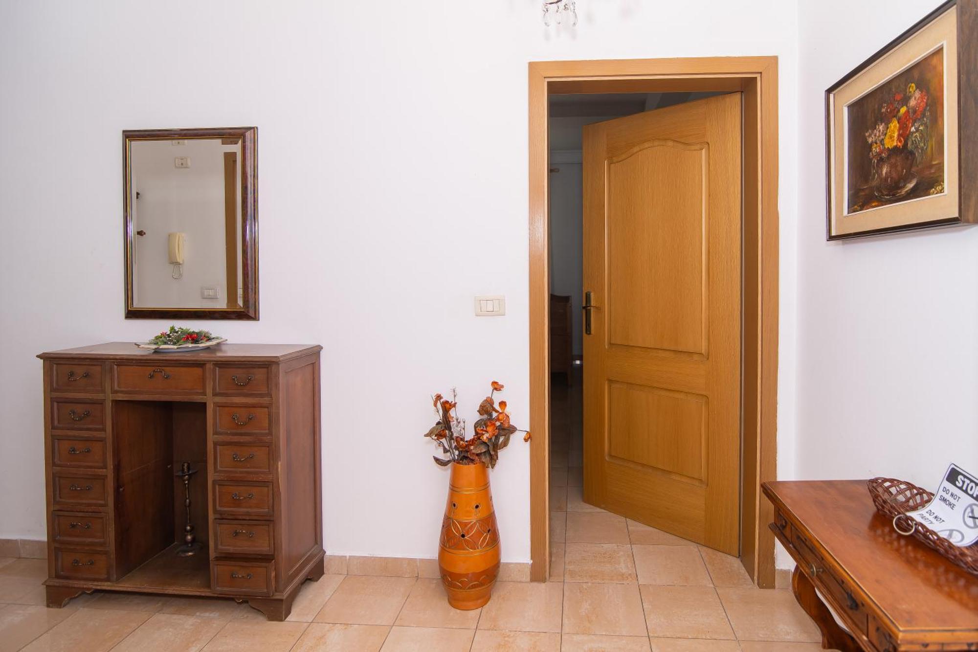 Vintage Blloku Apartment Tirana Bagian luar foto