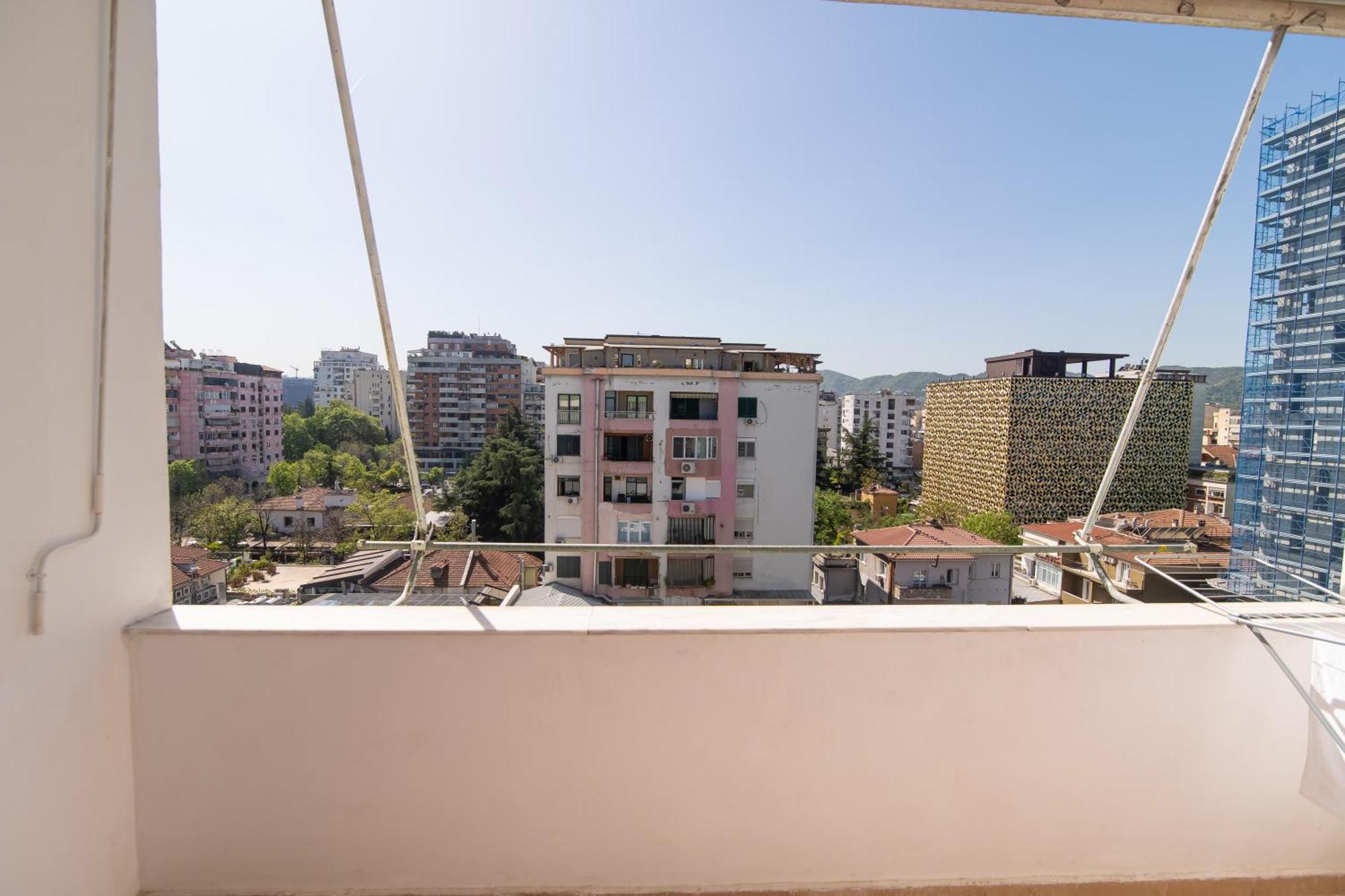 Vintage Blloku Apartment Tirana Bagian luar foto
