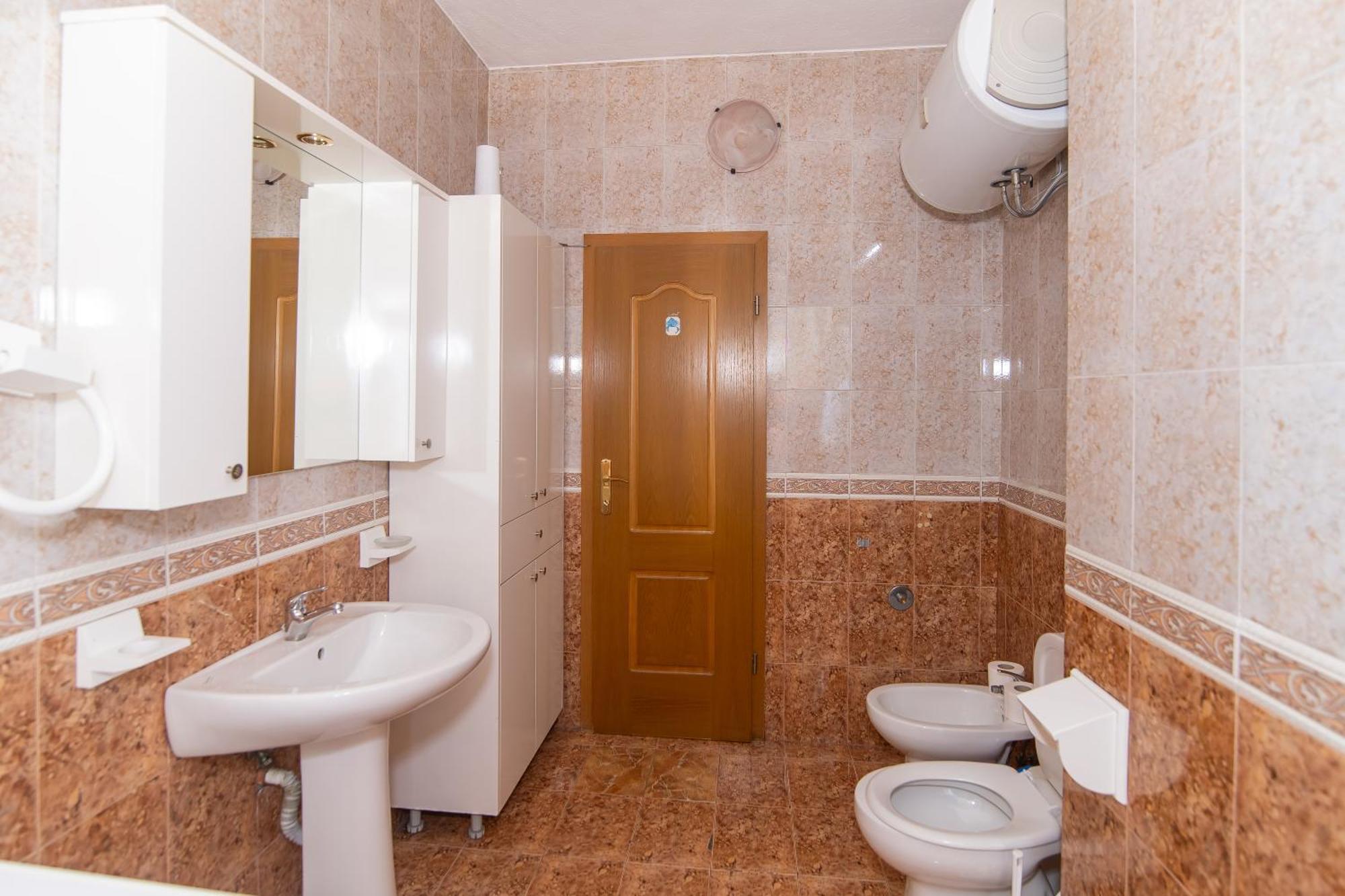 Vintage Blloku Apartment Tirana Bagian luar foto